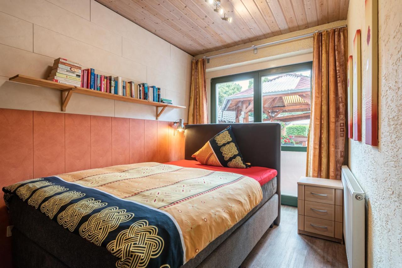 Land-Hotel Zum Schwan, Garni Weilerswist-Metternich, 3 E-Ladestationen, Naehe Phantasialand, Palmenparadies Euskirchen المظهر الخارجي الصورة